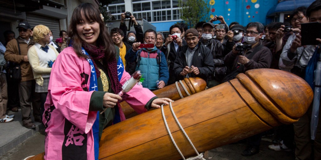 People Celebrate Festival Of The Steel Phallus In Japan