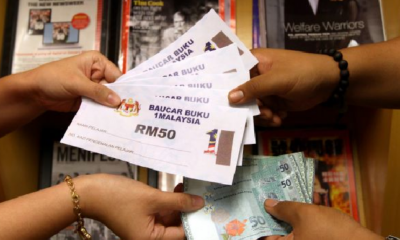 Student Who Tried To Sell BB1M Was Surprised When A Policeman Showed Up Instead - World Of Buzz