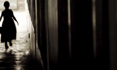 Malaysian Students Screamed More Aggressively Than Before As Mass Hysteria Returns - World Of Buzz