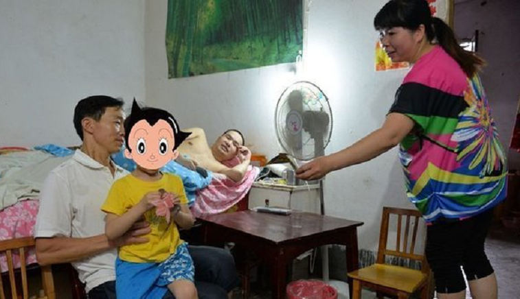 Chinese Wife Remarries to Take Care of Paralyzed (now ex) Husband - World Of Buzz