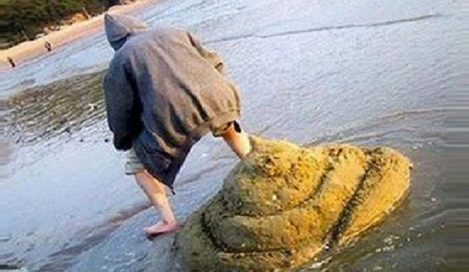 You May Have Been Pooping Wrong All Your Life - World Of Buzz