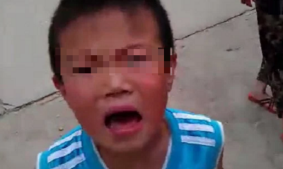 Kid Accidentally Hits Toddler, Crazy Singaporean Father Decides to 'Teach Him A Lesson' - World Of Buzz