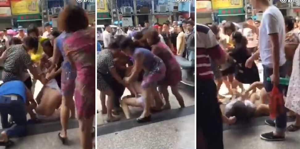 Alleged Mistress Horribly Beaten Up And Stripped By Raging Group Of Women - World Of Buzz 6