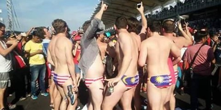 Australians Arrested After Exposing Their 'Jalur Gemilang' Underwear - World Of Buzz 1