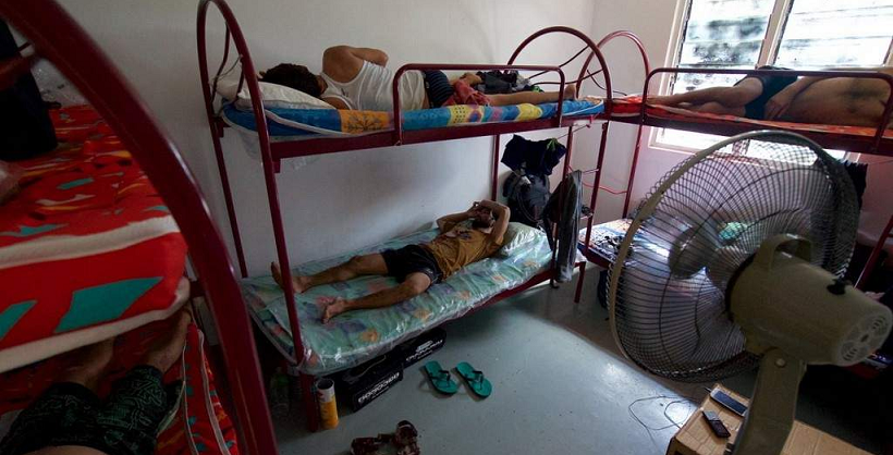 "Samsung Doesn't Know How To Give, It Only Knows How To Take," Says Laborer in Malaysia - World Of Buzz