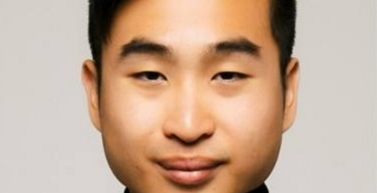 Asian Student Had His Passport Photo REJECTED Because His Eyes Are Too Small - World Of Buzz 3
