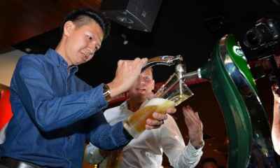 Lucky Singaporean Gets Chosen As Carlsberg's Beer Taster That Pays RM62,000 For 4 Hours! - World Of Buzz