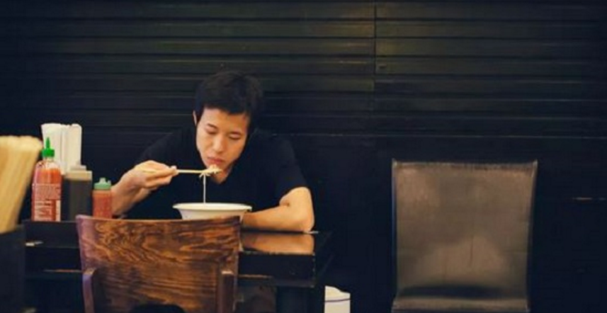 Studies Show More People Rather Choose To Eat Alone Because of This Reason - World Of Buzz 5