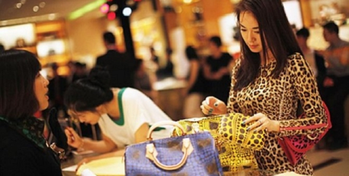 Study Shows Money Can Indeed Buy You Happiness - World Of Buzz