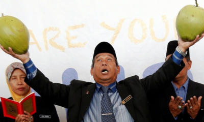 Malaysian Man Gets Bomoh To Perform Exorcism, Wants Refund After 'Procedure' FAILED - World Of Buzz