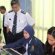 Malaysia Government Spends RM74 Billion Alone To Pay Bloating Number Of Civil Servants In 2016 - World Of Buzz
