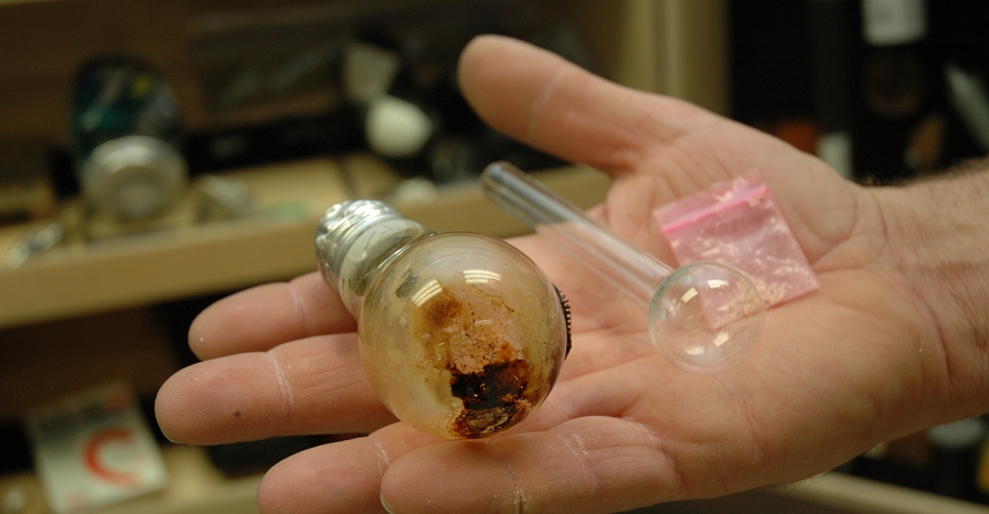 Former Malaysian Policeman Allegedly High On Meth And Jumped To Death - World Of Buzz