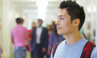 People Need To Stop Pretending To Be Happy When They Are Not - World Of Buzz