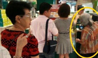 Singaporean Couple Helps Elderly Lady Out But Netizen Reveals The Ugly Truth - World Of Buzz