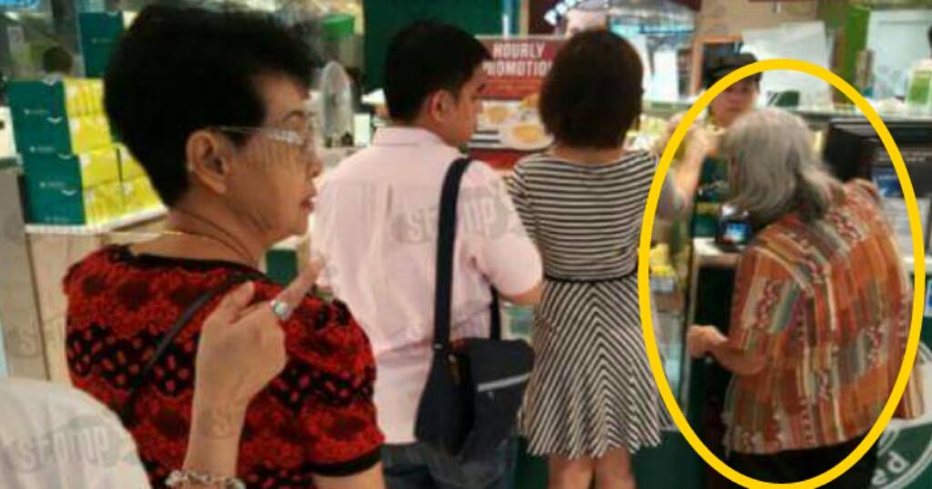 Singaporean Couple Helps Elderly Lady Out But Netizen Reveals The Ugly Truth - World Of Buzz