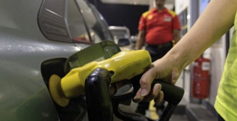 Malaysian Government Says New Weekly Pricing System will Not Allow Fuel Discounts for Now - World Of Buzz 4