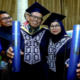 Adorable Senior Couple from Perak Just Graduated from University Together - World Of Buzz 2