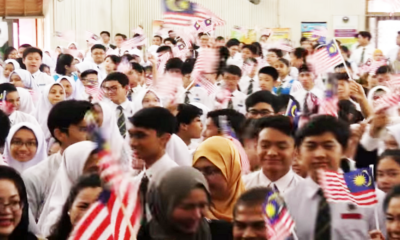 Malaysian School Students Have to Sing this New Song During Assembly - World Of Buzz 4