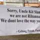 Banners with Pop Song Lyrics Targeting Lim Kit Siang Mysteriously Appear in Gelang Patah - World Of Buzz 5