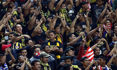 Malaysia and Indonesian Football Coaches Tell Fans to Behave Themselves During Semi-Finals - World Of Buzz 1