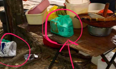 Puchong 'Pisang Goreng' Stall Loses Customers After Rumour of Using Ceiling Plaster Went Viral - World Of Buzz 2