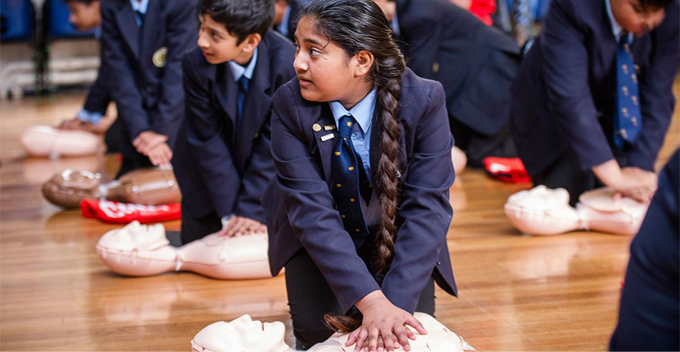 Ministry of Education Finding Ways to Make CPR a Compulsory Subject in School - World Of Buzz 2