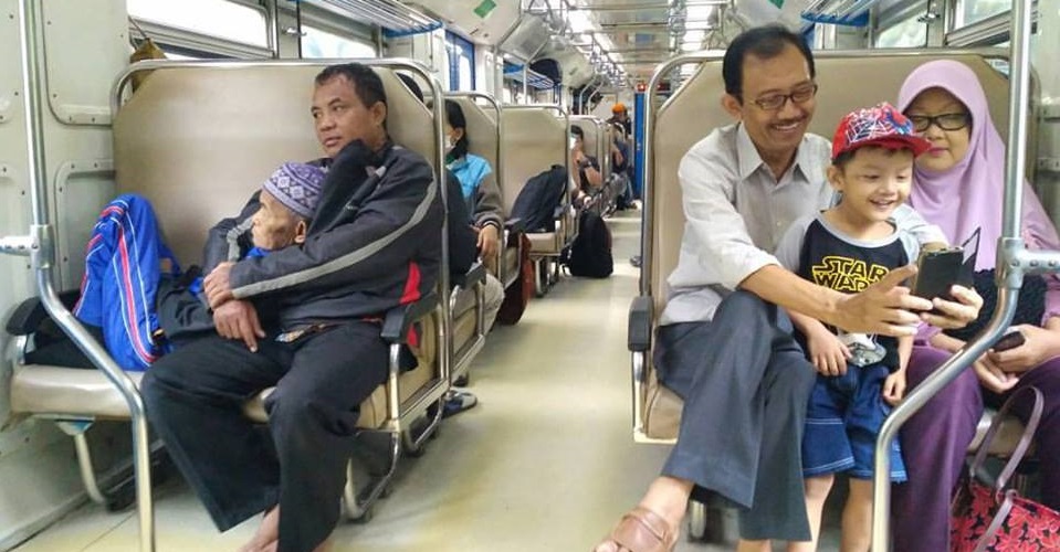 Heartwa - WORLD OF BUZZ