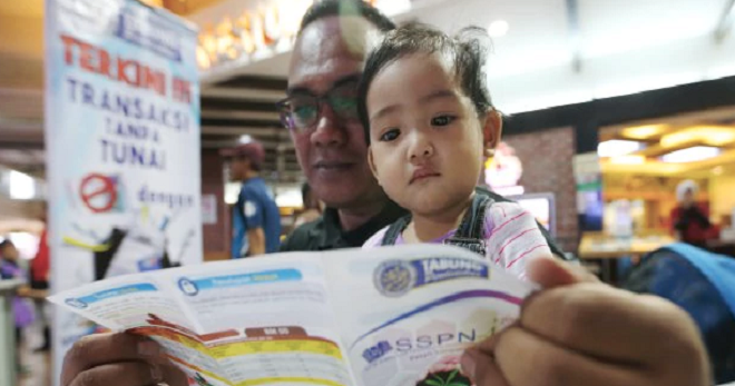 Johor Students as Young as Standard 1 Might Have to Open SSPN Accounts Soon! - WORLD OF BUZZ 2