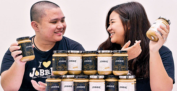 These M'sians are Only SPM Graduates But They're Making Up to RM30,000 a Month! - WORLD OF BUZZ 1