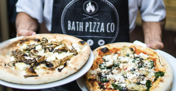 This Company is Looking for a Professional Pizza Taster, and Here Are the Requirements - WORLD OF BUZZ