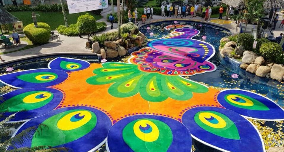 This 'Floating Festive Kolam' Just Made It into The Book of Records, Netizens Amazed - WORLD OF BUZZ 5