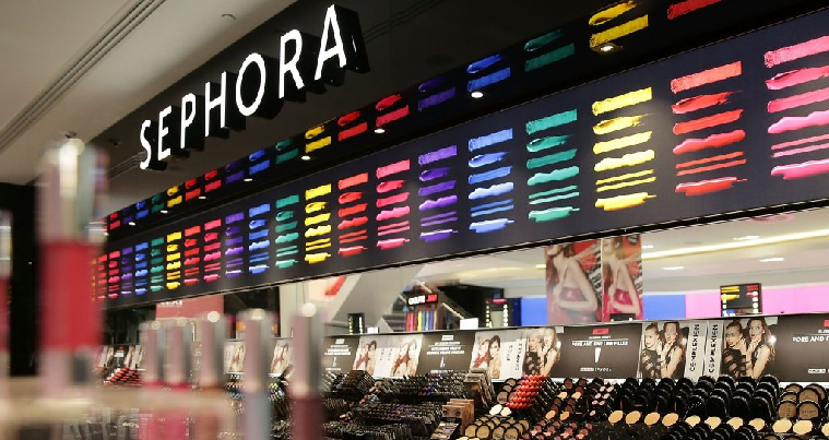 Woman Sues Sephora After Contracting Herpes from Using Lipstick Sample - WORLD OF BUZZ 3