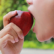Eating Tomatoes and Apples Help Smokers Repair Damaged Lungs, Study Suggests - WORLD OF BUZZ 2