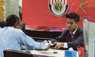 EPF Will Be Reverting its 8% Employee Statutory Contributions Back to 11% in Jan 2018 - WORLD OF BUZZ