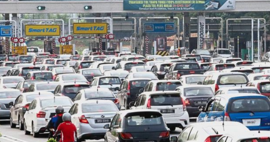 Here Are The Recommended Travelling Hours For Drivers Going Outstation This Christmas - WORLD OF BUZZ 1