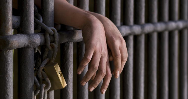 Instead of Being With Wife, M'sian Groom Spends Wedding Night in Lock-Up - WORLD OF BUZZ 4