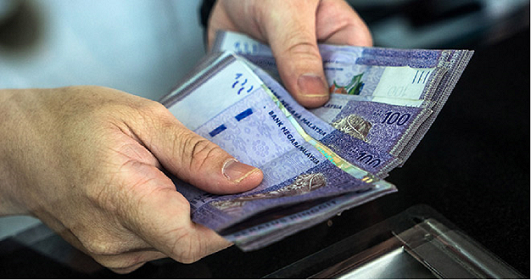 M'sian Parents Ranked 4th Highest Globally for Financially Supporting Over-18 Kids - WORLD OF BUZZ 5