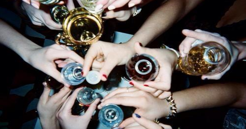 Study: Alcohol Damages DNA and Could Increase Your Risk Of Developing These Types Of Cancer - WORLD OF BUZZ 3