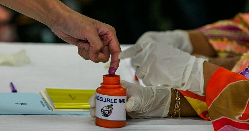 Election Commission Will Use New "Finger Massage" Method to Prevent Voter Fraud in GE14 - WORLD OF BUZZ 2