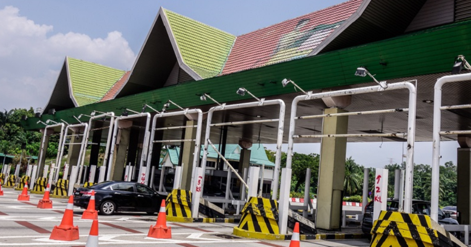 M'sian Drivers Want Batu Tiga & Sg Rasau Tolls Demolished Quickly After 4 Deaths in 2 Months - WORLD OF BUZZ 2