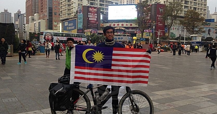 M'sian Who Cycled 3,200km to China Tragically Dies in Fatal Accident on PLUS - WORLD OF BUZZ 4