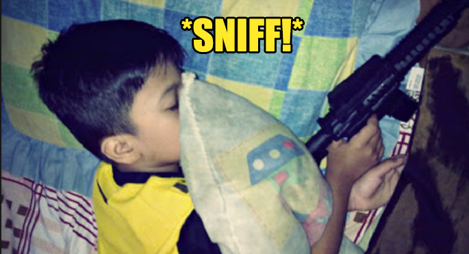 8 Things All Malaysians Who Ever Had a Bantal Busuk Can Relate To - WORLD OF BUZZ