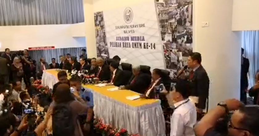 BREAKING: Election Commission Announces GE14 Will Be on Wednesday 9th May - WORLD OF BUZZ 1