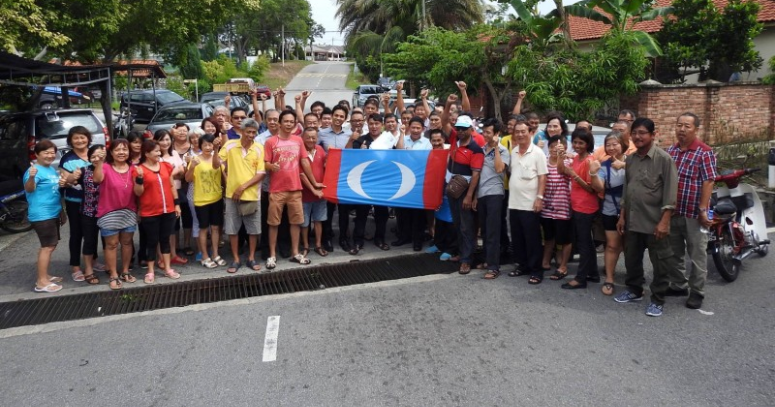 300 MCA Members Want To Join PKR As They Have More Confidence in New Govt - WORLD OF BUZZ 1