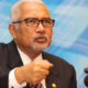 EC Chairman Congratulates DR. M, Says EC Was Fair And Just - WORLD OF BUZZ