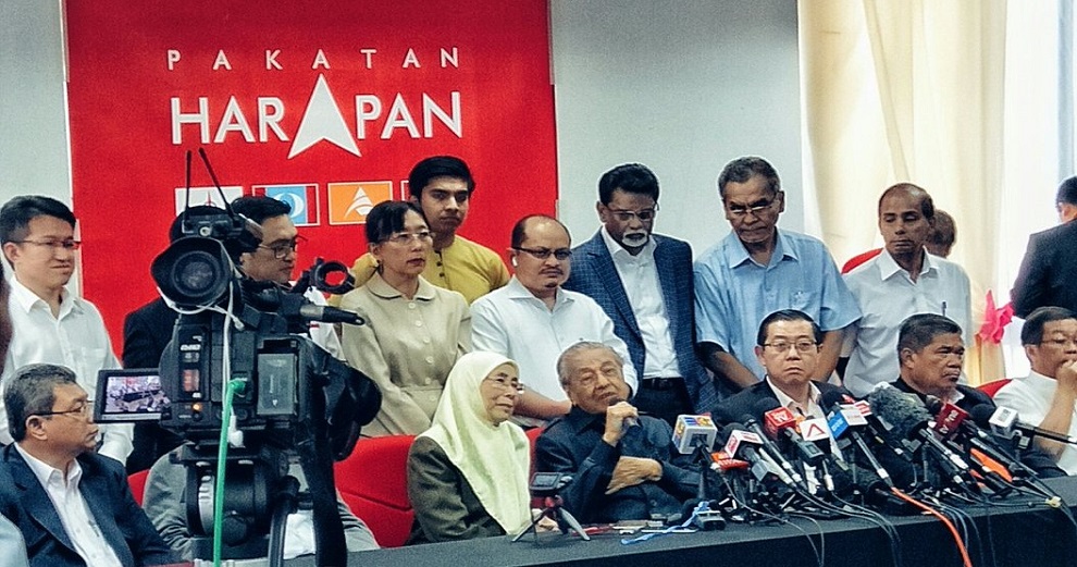 Tun Dr Mahathir Is Our New Education Minister - WORLD OF BUZZ 2