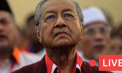 [Watch Now] Tun Dr Mahathir's Final GE14 Address that He Hopes Reach 10mil Viewers - WORLD OF BUZZ 1