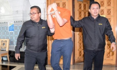 Najib's Special Officer Arrested in 1MDB Probe After Giving Statement at MACC - WORLD OF BUZZ