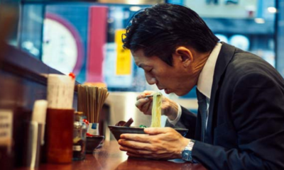 Worker Gets Half Day's Pay Docked Because He Left for Lunch Three Minutes Early - WORLD OF BUZZ 4