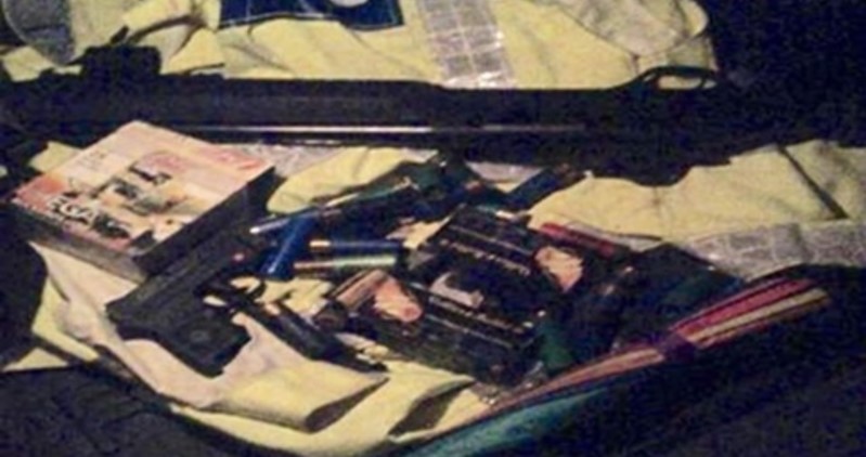 Police Find Guns and Bullets at Accident Scene Involving 4 Cars and 2 Deaths - WORLD OF BUZZ